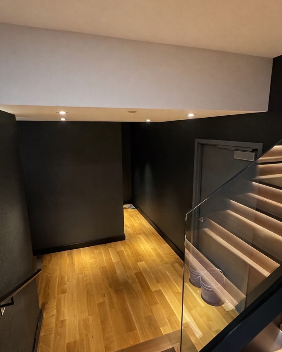 Rogers Arena — Wallcovering Installation